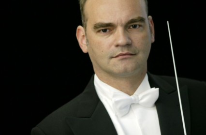 WNO Orchestra Conductor Lothar Koenigs