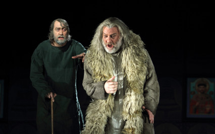 Piemen (Ain Anger) & Boris Godunov (Bryn Terfel)